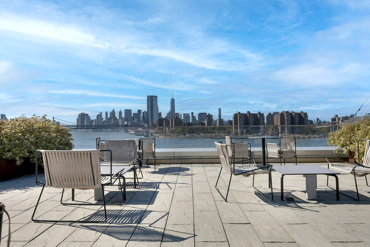 Roof deck overlooking city of Manhattan